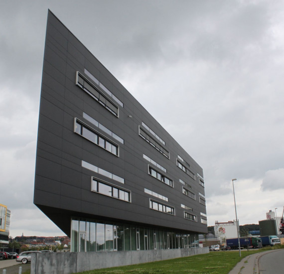 Tronholmen 5