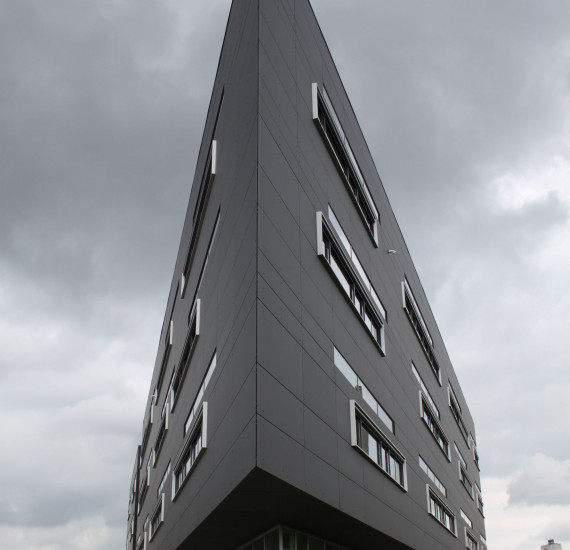 Tronholmen 5